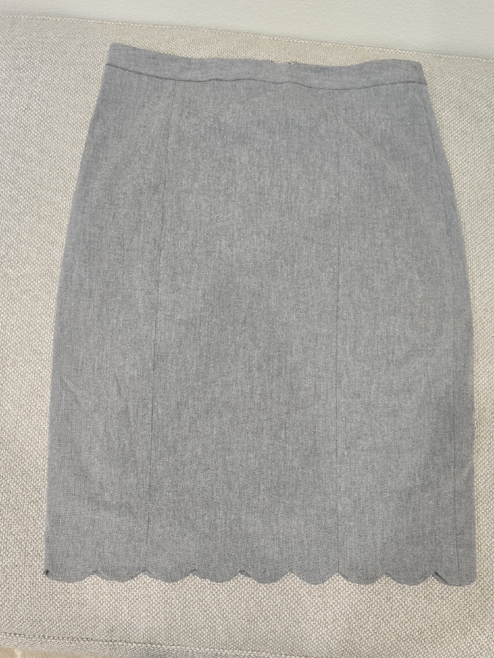 Banana Republic Gray Scallop-Hem Pencil Skirt
